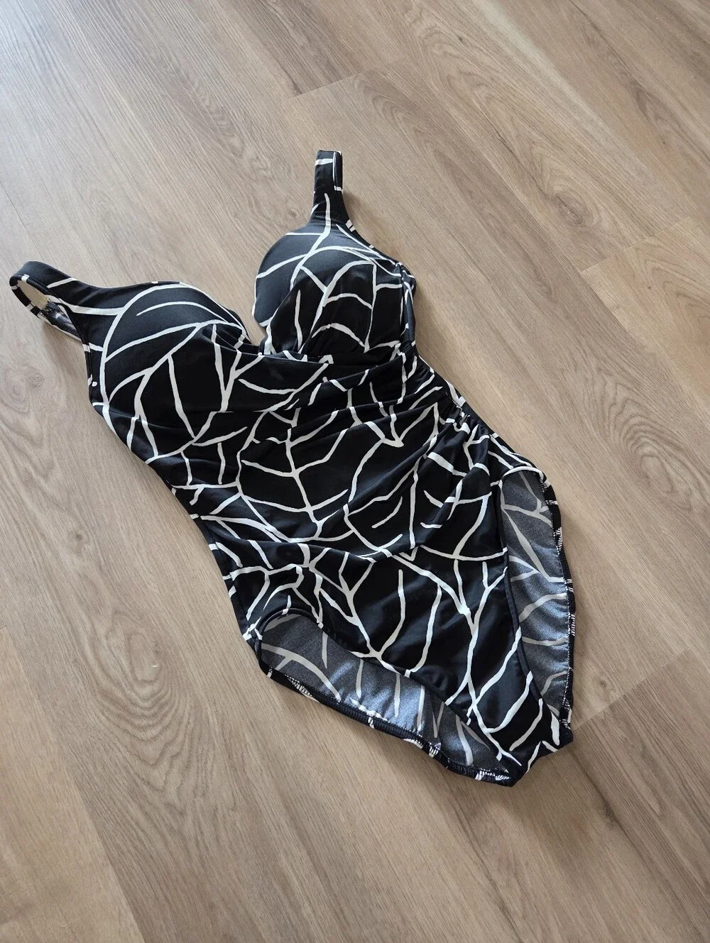 Miraclesuit escape one